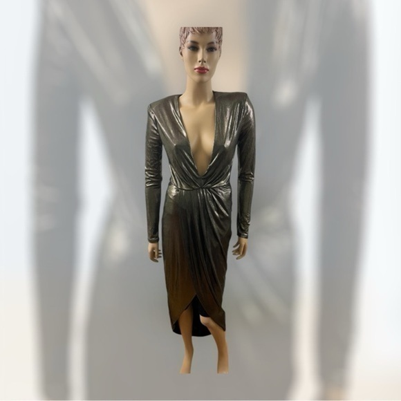 Express Dresses & Skirts - 🎉Express Gold Metallic Glittery Cocktail Dress🎉